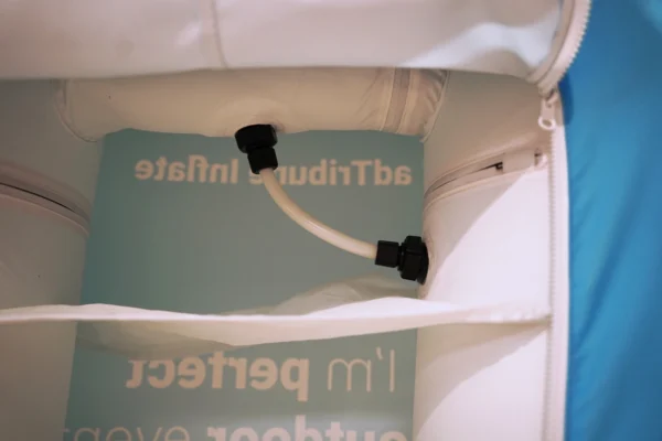 Outdoor - Ilmatäytteinen pöytä AIR - AdExpo